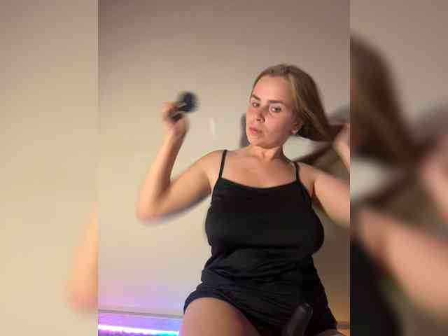 LolaSexxx webcam