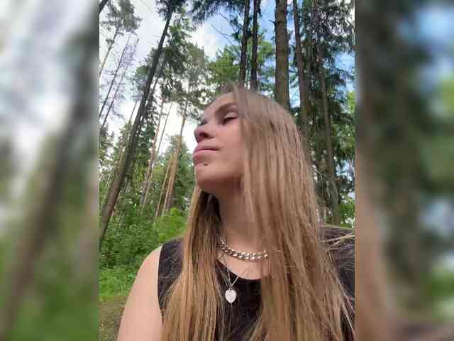 LolaSexxx webcam