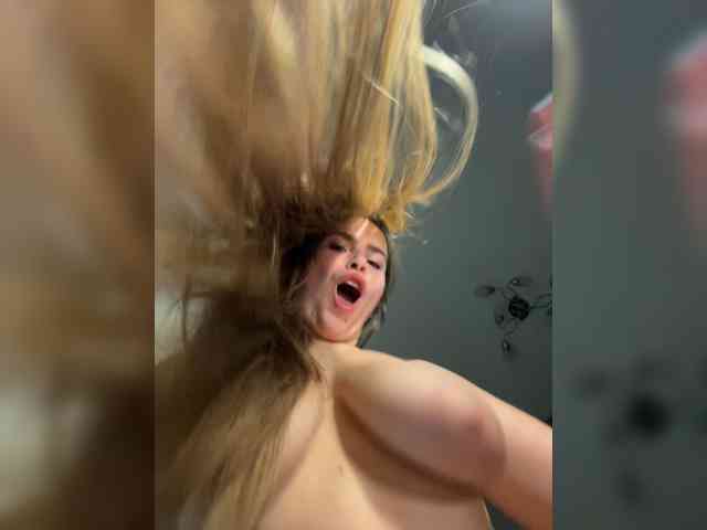 LolaSexxx