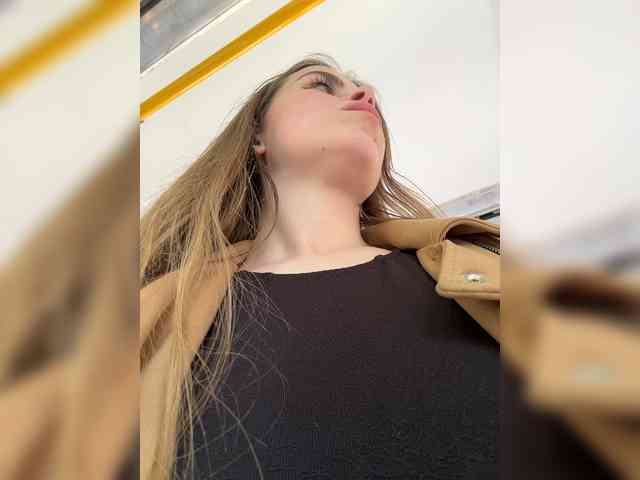 LolaSexxx webcam