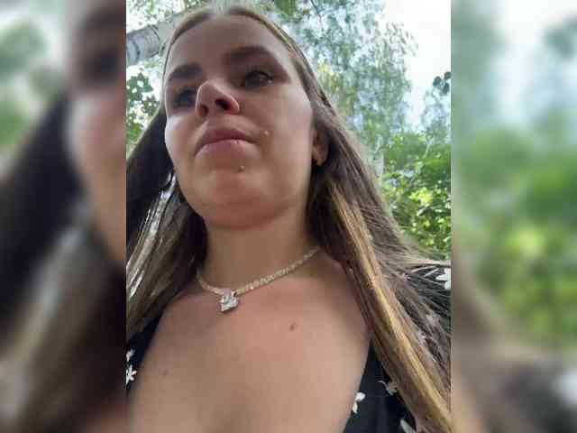 LolaSexxx webcam