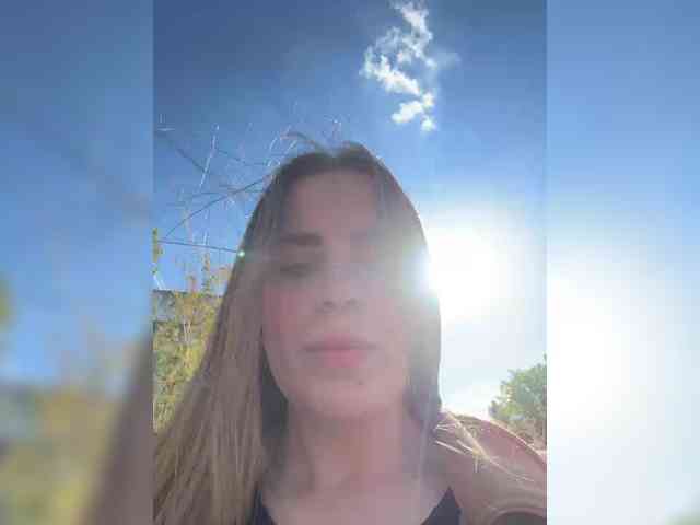 LolaSexxx webcam