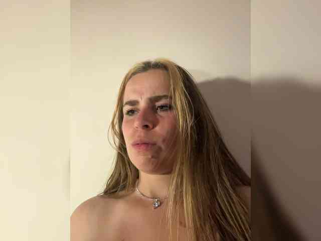 LolaSexxx webcam