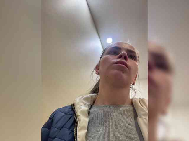 LolaSexxx webcam