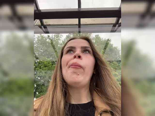 LolaSexxx webcam