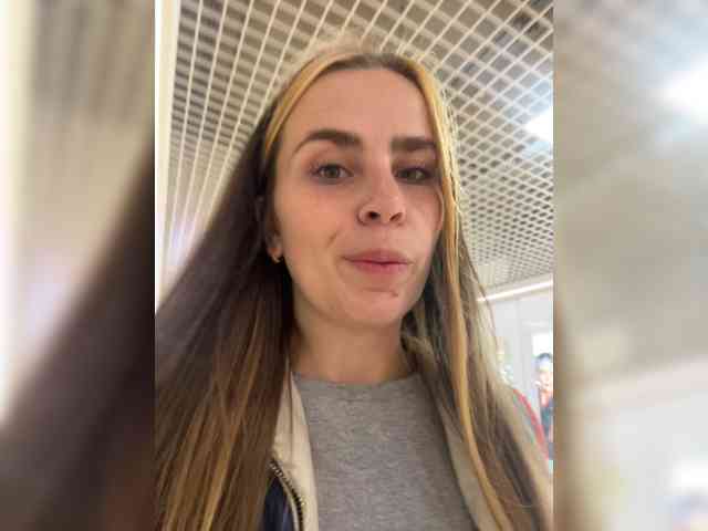 LolaSexxx webcam