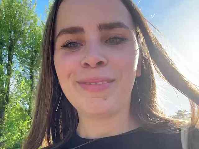 LolaSexxx webcam