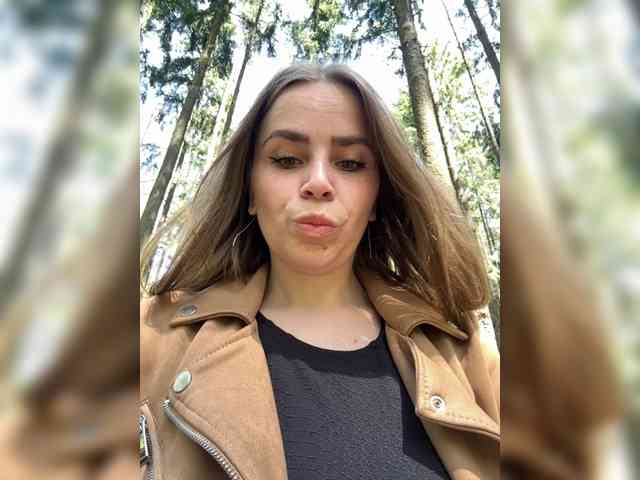 LolaSexxx webcam