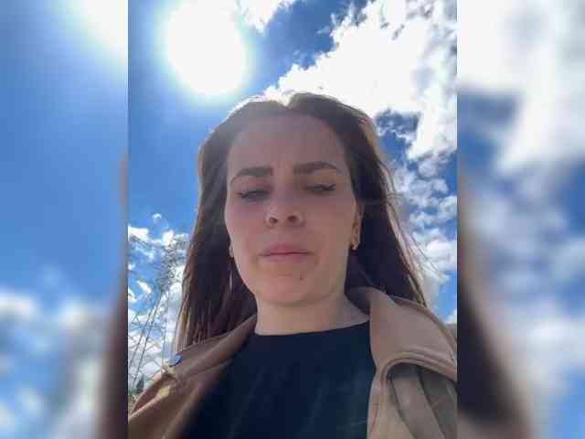 LolaSexxx
