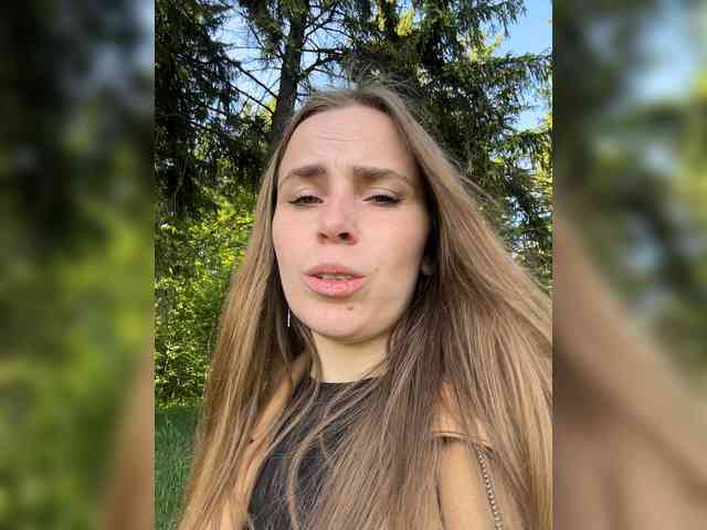 LolaSexxx webcam