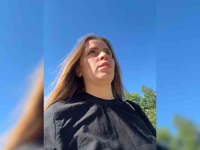 LolaSexxx webcam