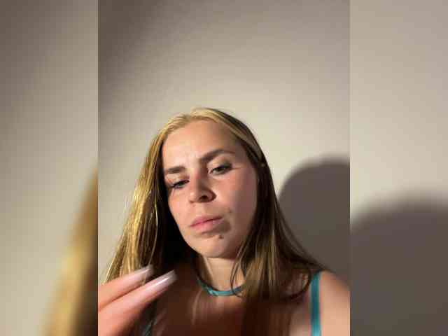 LolaSexxx webcam