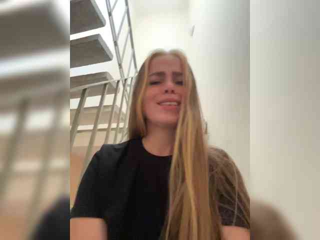 LolaSexxx webcam