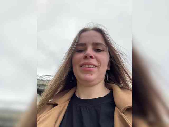 LolaSexxx webcam