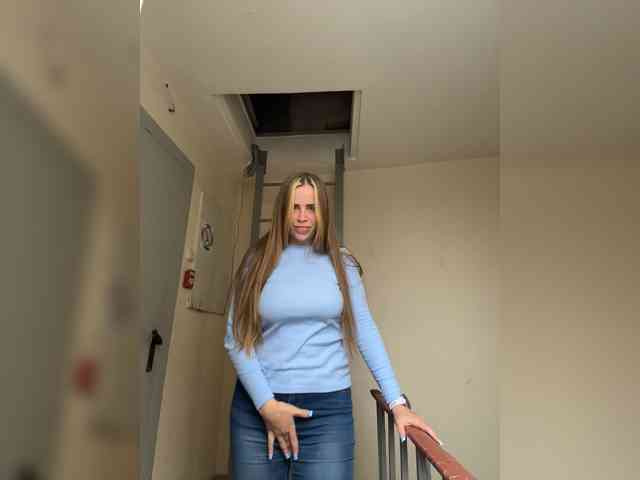 LolaSexxx