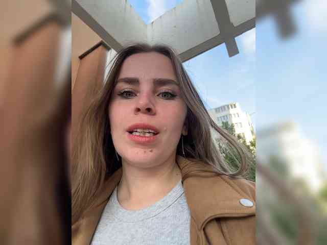 LolaSexxx webcam