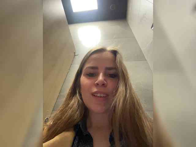 LolaSexxx