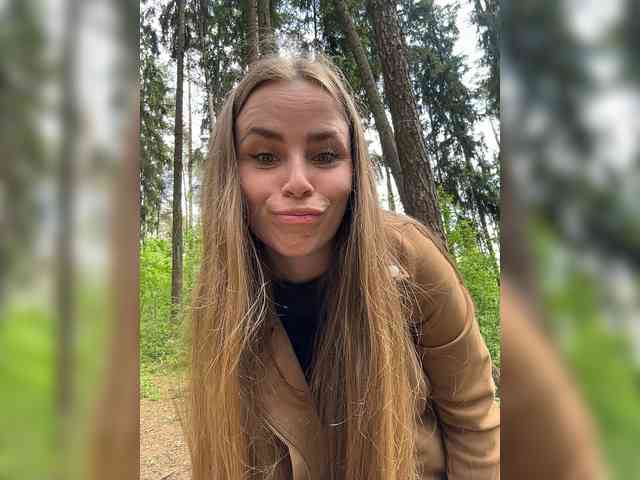 LolaSexxx