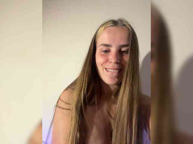LolaSexxx webcam