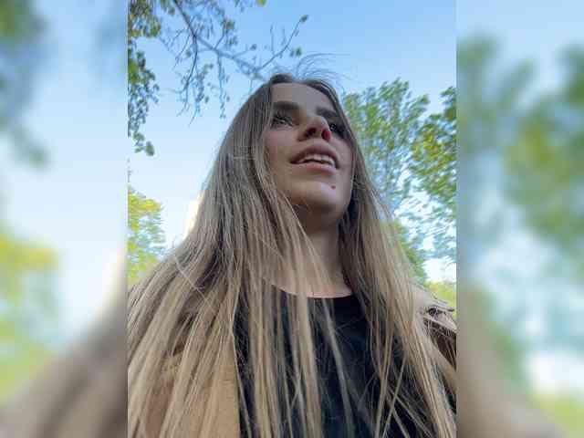 LolaSexxx