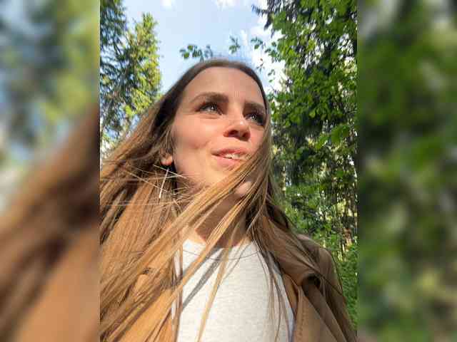 LolaSexxx webcam