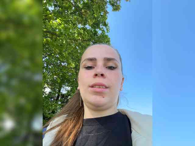 LolaSexxx webcam