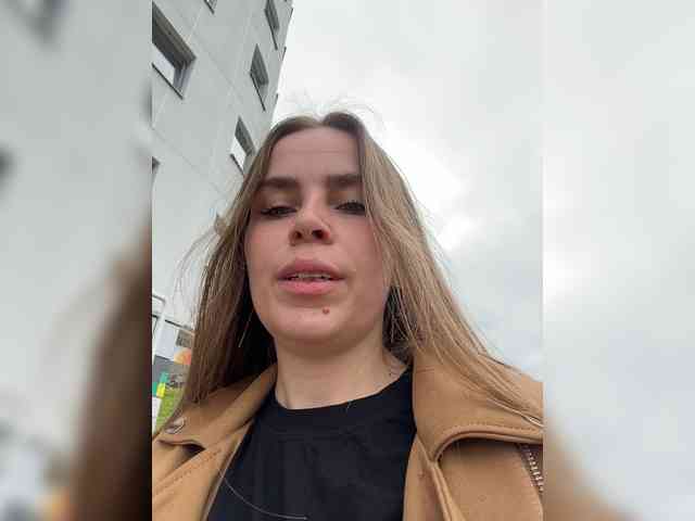 LolaSexxx