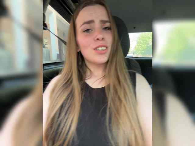 LolaSexxx webcam