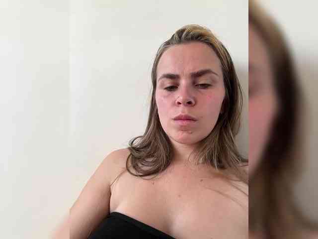 LolaSexxx webcam
