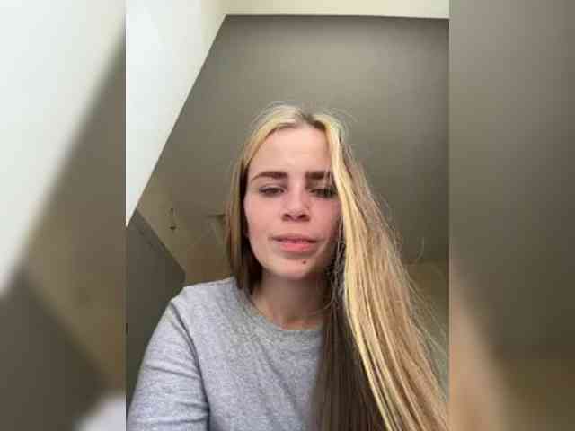 LolaSexxx webcam