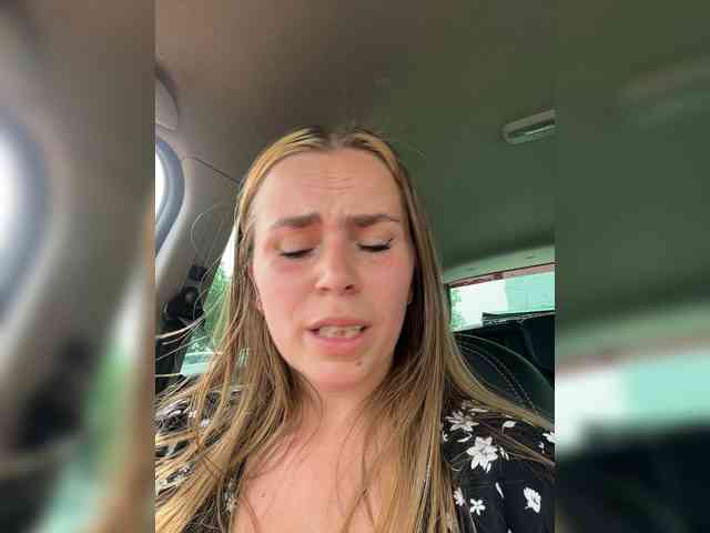 LolaSexxx webcam