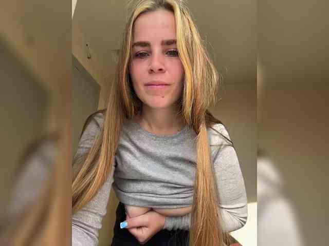 LolaSexxx webcam