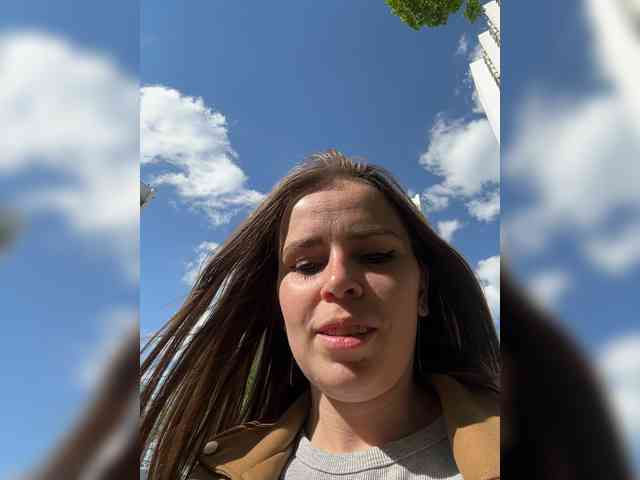 LolaSexxx webcam