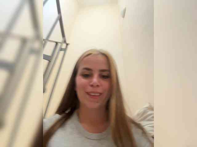 LolaSexxx webcam