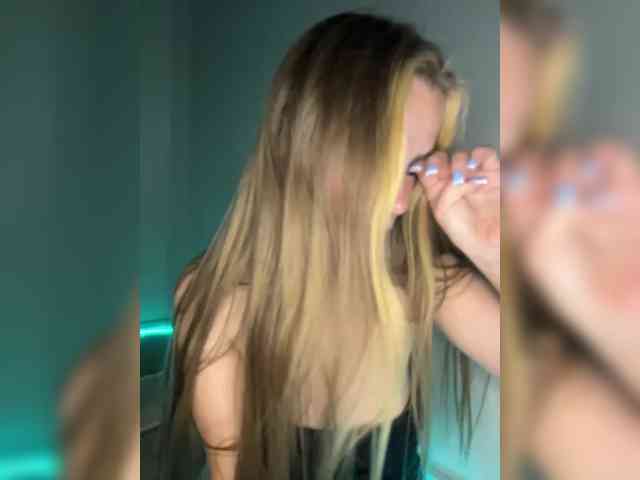 LolaSexxx webcam