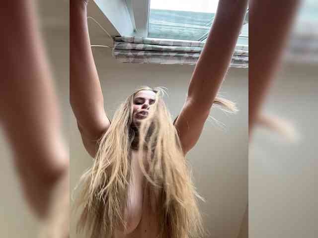 lolasexxx's live room