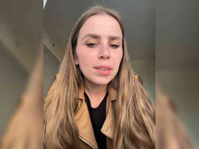 LolaSexxx webcam