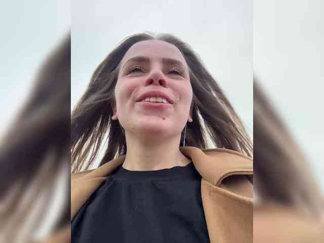 LolaSexxx webcam