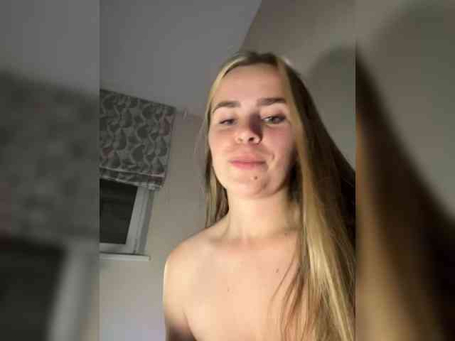 LolaSexxx webcam