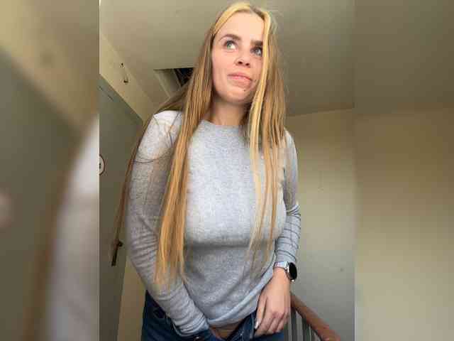 LolaSexxx webcam