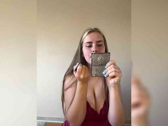 LolaSexxx