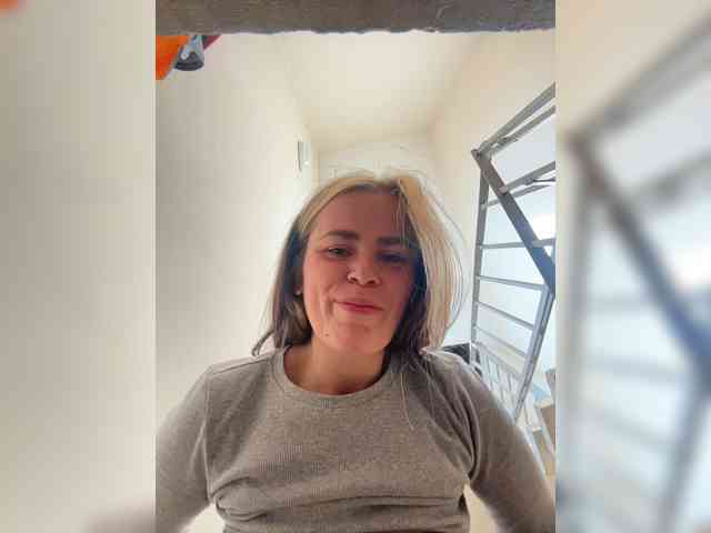 LolaSexxx