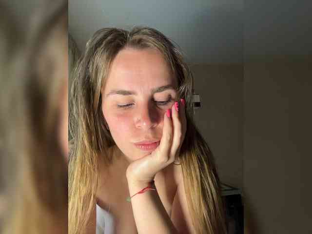 LolaSexxx webcam