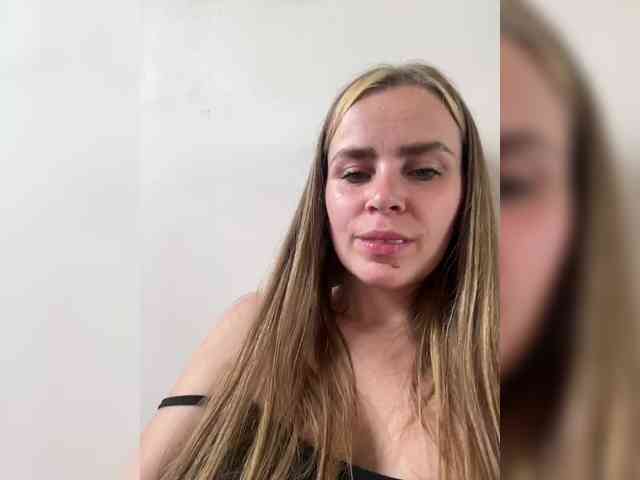 LolaSexxx's Sexcam
