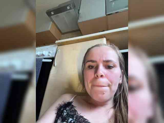 LolaSexxx webcam
