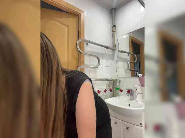 LolaSexxx webcam