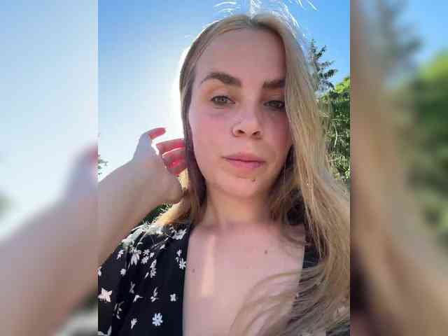 LolaSexxx webcam