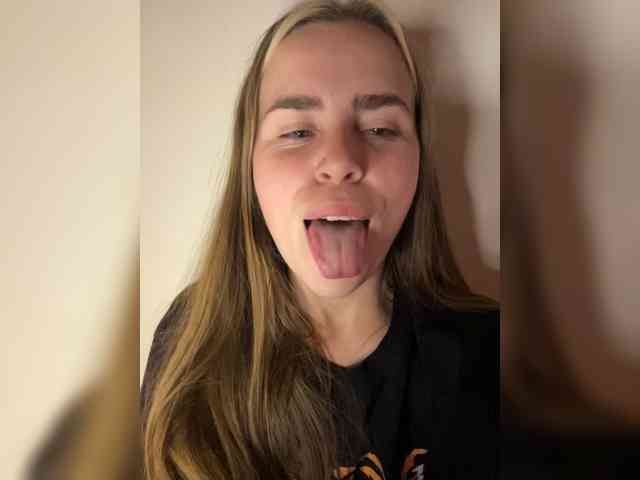 LolaSexxx webcam