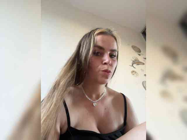 LolaSexxx webcam