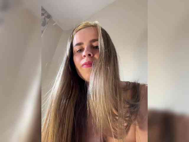LolaSexxx
